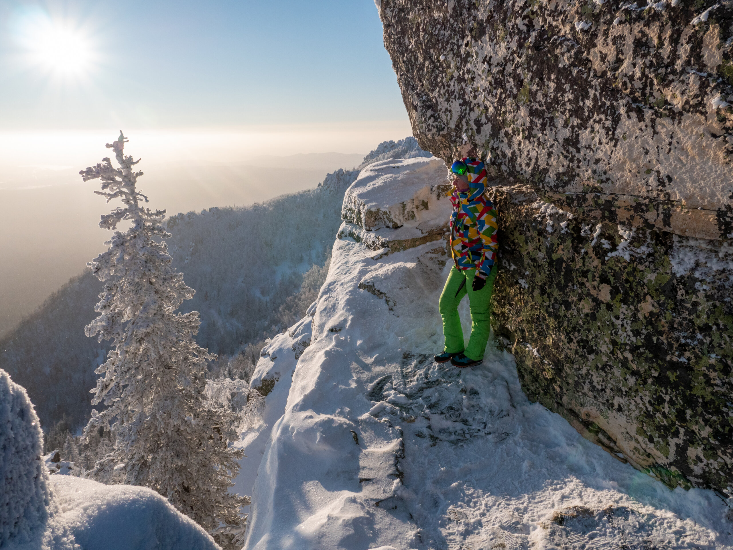 Новогодний тур на Иремель 2026: восхождение на священную гору Урала и праздник в зимней сказке