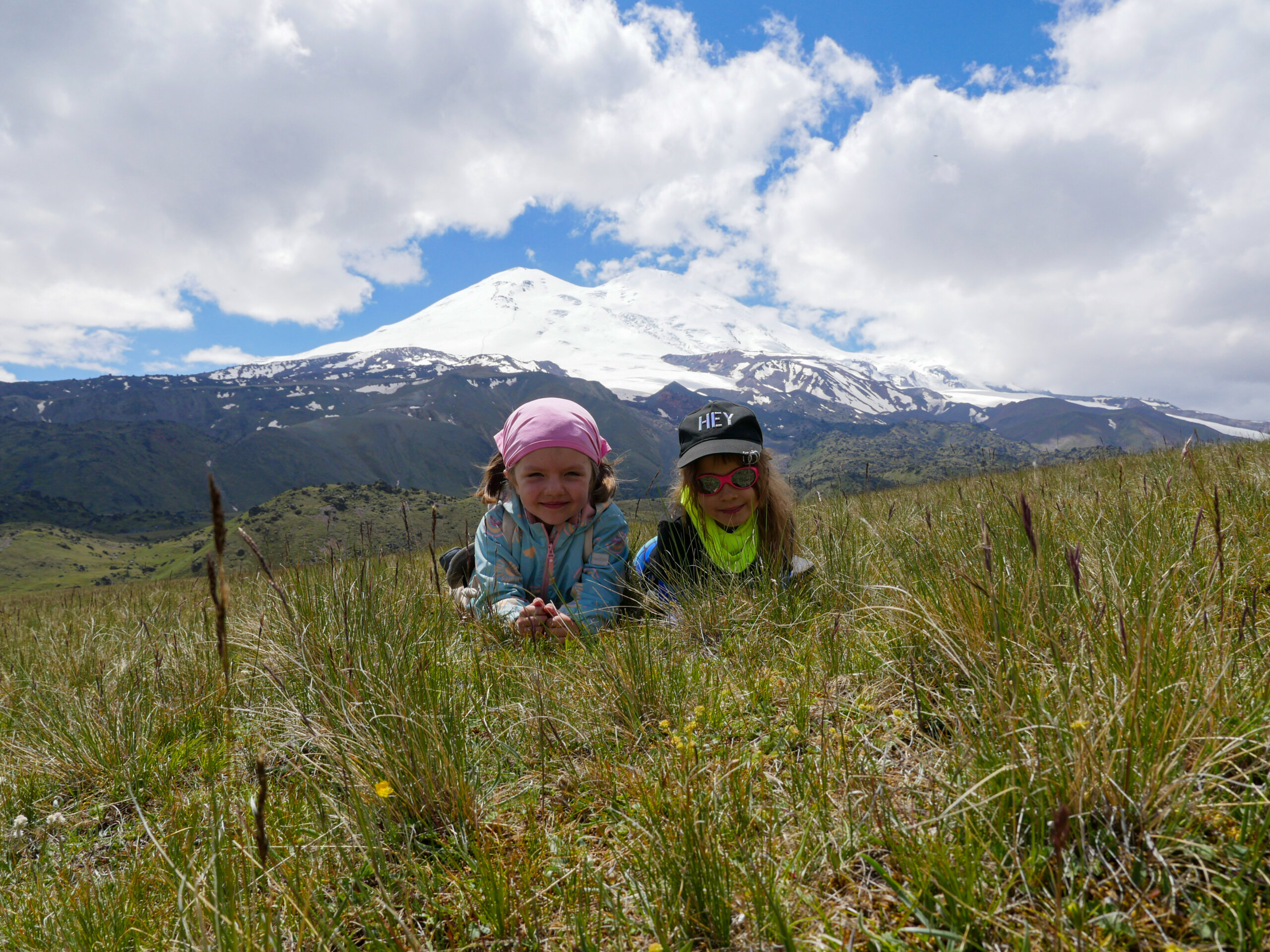 Альпинизм, скалолазание, горный туризм: в чем разница? Выбор для начинающих